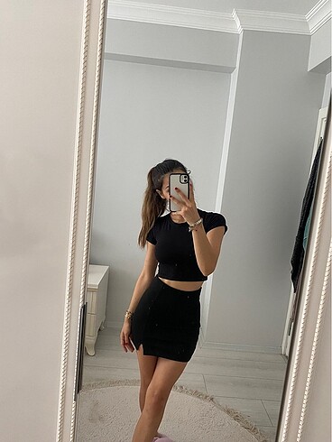 Ambar yırtmaçlı etek