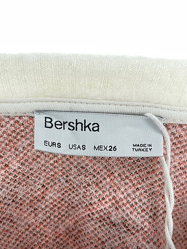 s Beden çeşitli Renk Bershka Süveter %70 İndirimli.