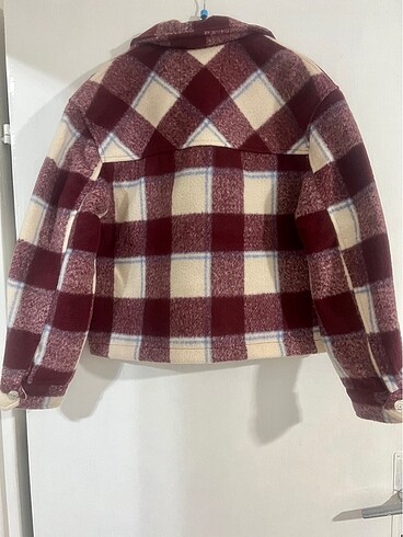 s Beden kırmızı Renk Bershka kareli ceket