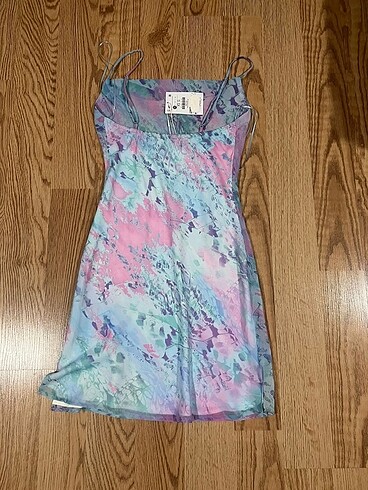xs Beden Bershka mini elbise