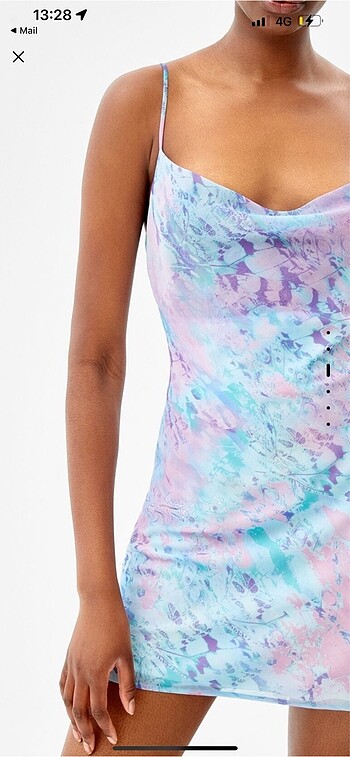 xs Beden Bershka elbise
