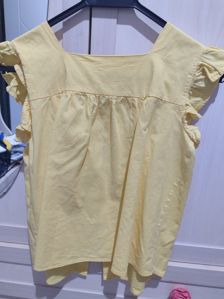 Sarı Kısa Kollu Düğmeli Bluz - Görsel 2