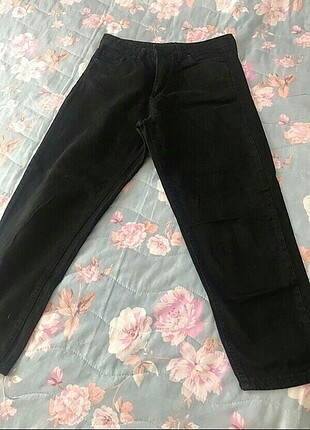 Siyah mom jean