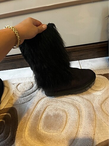 Ugg bot