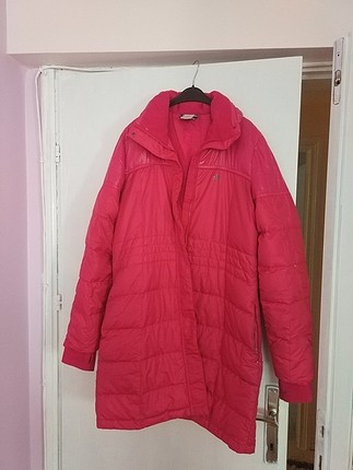 Adidas kaz tüyü mont 