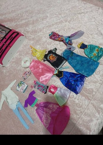 Barbie Pembe Oyuncak Gardırop - Görsel 3