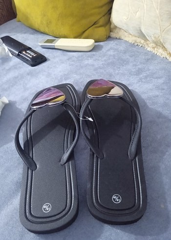 Polaris Tokalı Siyah Kadın Dolgu Topuk Terlik