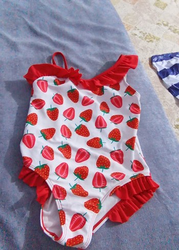 Diğer Kız Çocuk Çilek Desenli Kırmızı Mayo