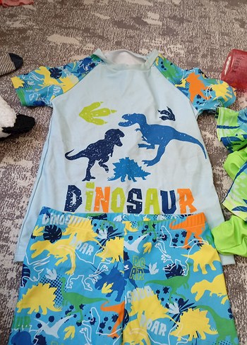 Renkli Dinozor Desenli Erkek Mayo Takımı - Görsel 2