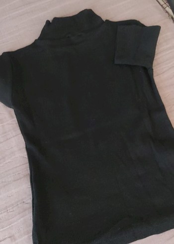 Trendyol & Milla Siyah Bebe Yaka crop