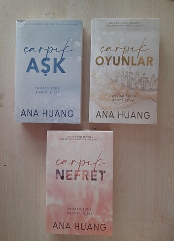 TWISTED SERISI 3 KITAP