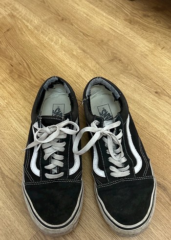 Vans 44