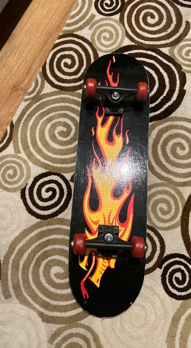 Siyah Çocuk Kaykay Tahtası Alev Desenli - Görsel 4