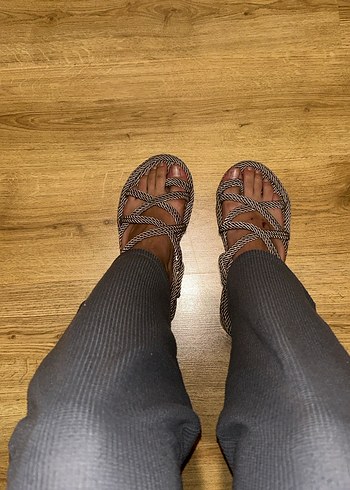 Gri Çapraz Bantlı erkek - Görsel 2