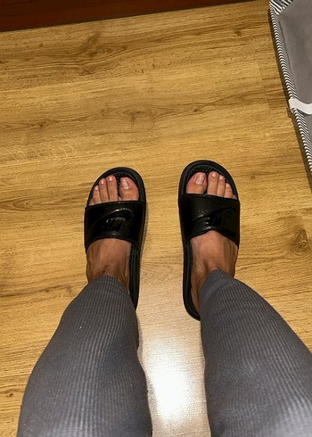 Erkek nike sporcu terlik - Görsel 2