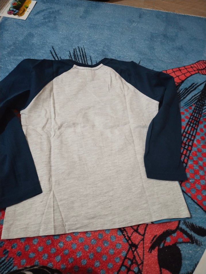 ## LC WAİKİKİ##Mavi Baskılı Uzun Kollu Erkek Tişört##:6,7 YAŞ## - Görsel 2