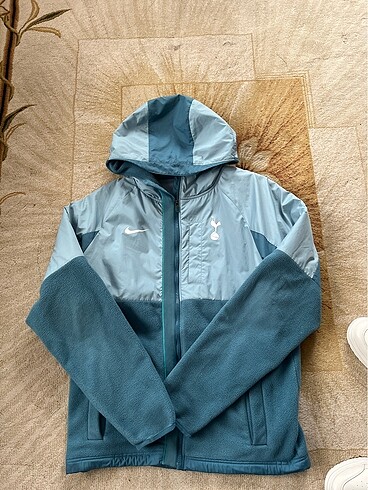 Nike polar