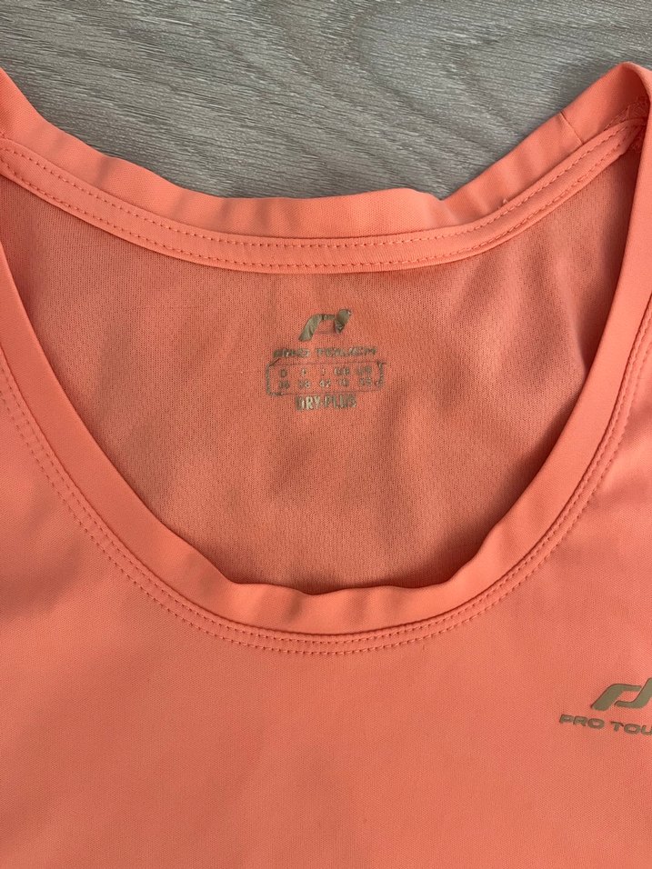 Turuncu Kadın Spor Atlet - Görsel 3