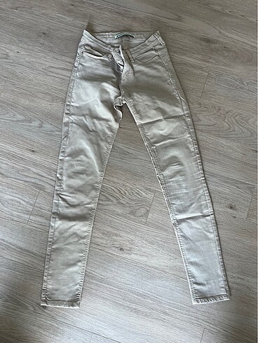 Stradivarius pantolon