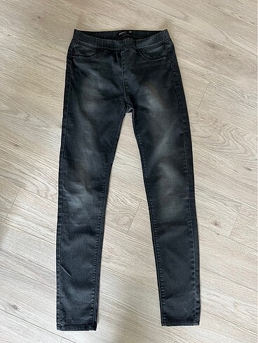 Stradivarius pantolon