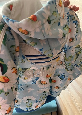 Çiçek Desenli Kapüşonlu Mavi çocuk hırka - Görsel 4