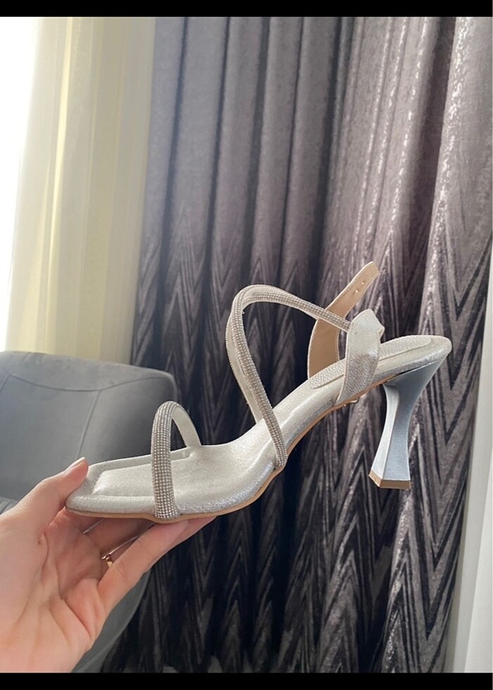 Taşlı abiye ayakkabısı - Görsel 2