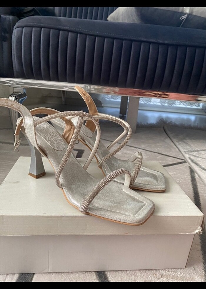 Taşlı abiye ayakkabısı - Görsel 3