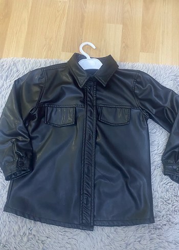 Kadın Siyah Deri Düğmeli Ceket şortlu etek takım - Görsel 3