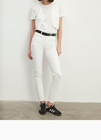 Cindy all blue beyaz Jean 