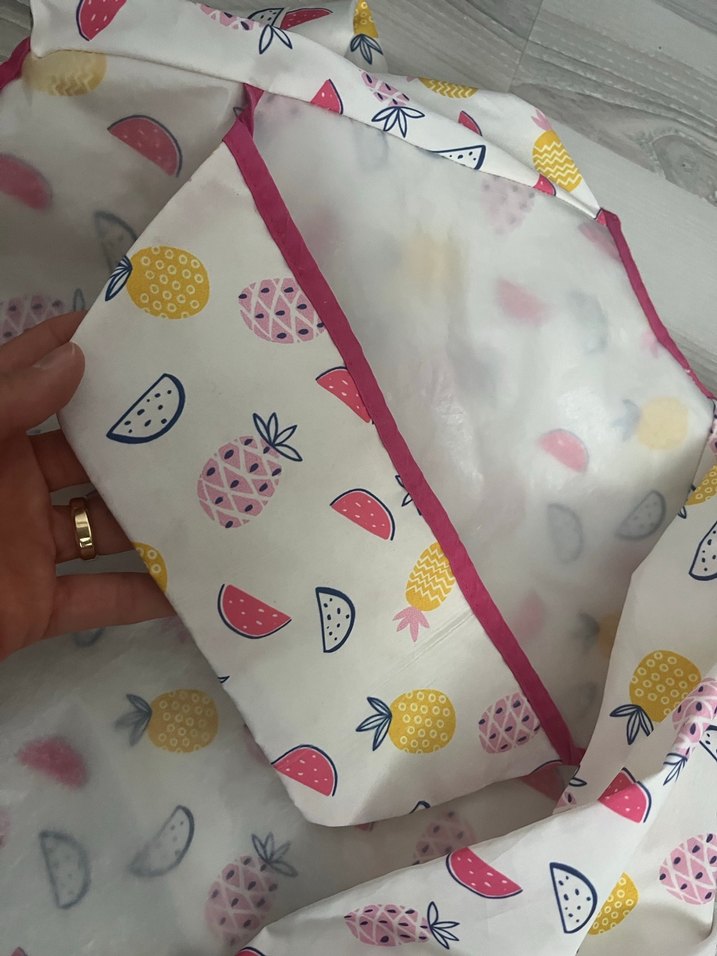 Pastel Desenli Beyaz Bebek Önlüğü - Görsel 4