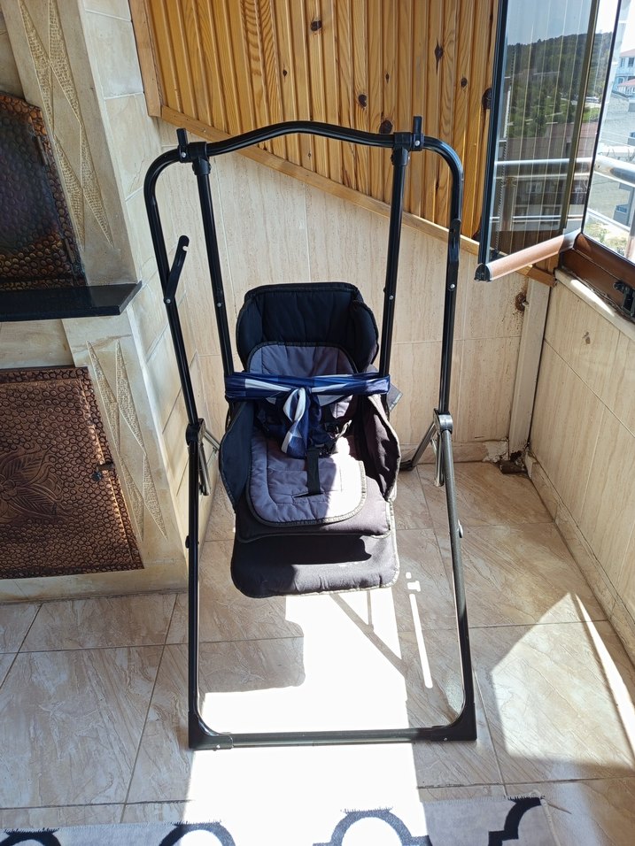 Gri Bebek Salıncağı ve Taşıyıcı - Görsel 3