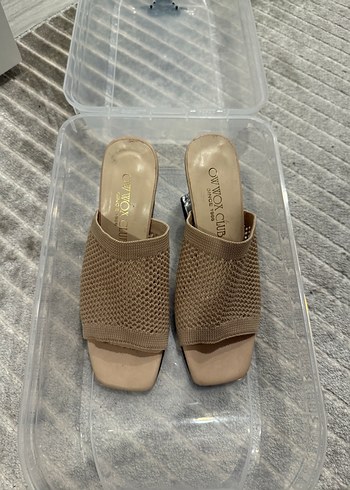 Zara Bej Örgü Kadın Terlik Şeffaf Topuk