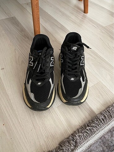 New Balance spor ayakkabı