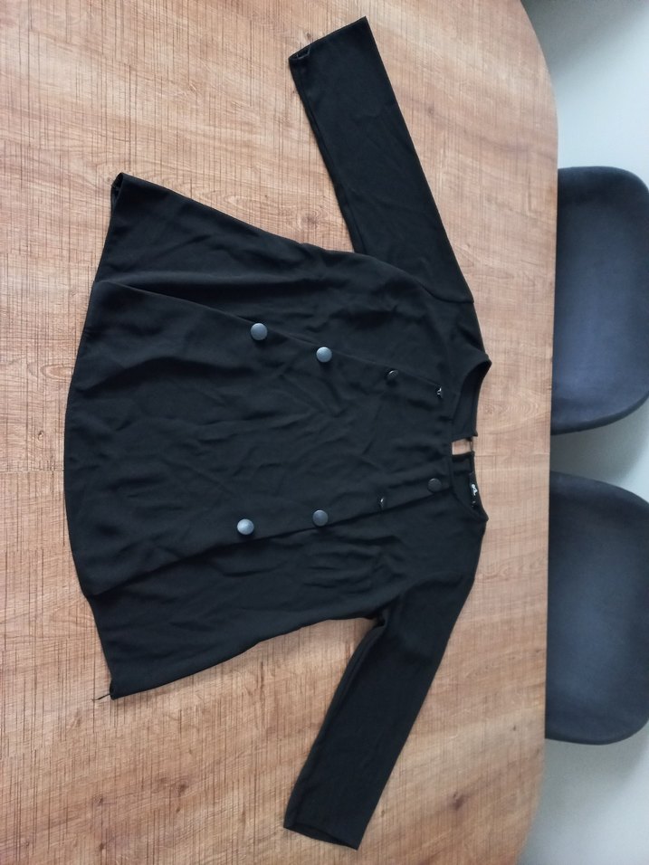 Düğmeli Siyah Kadın Bluz - Görsel 3