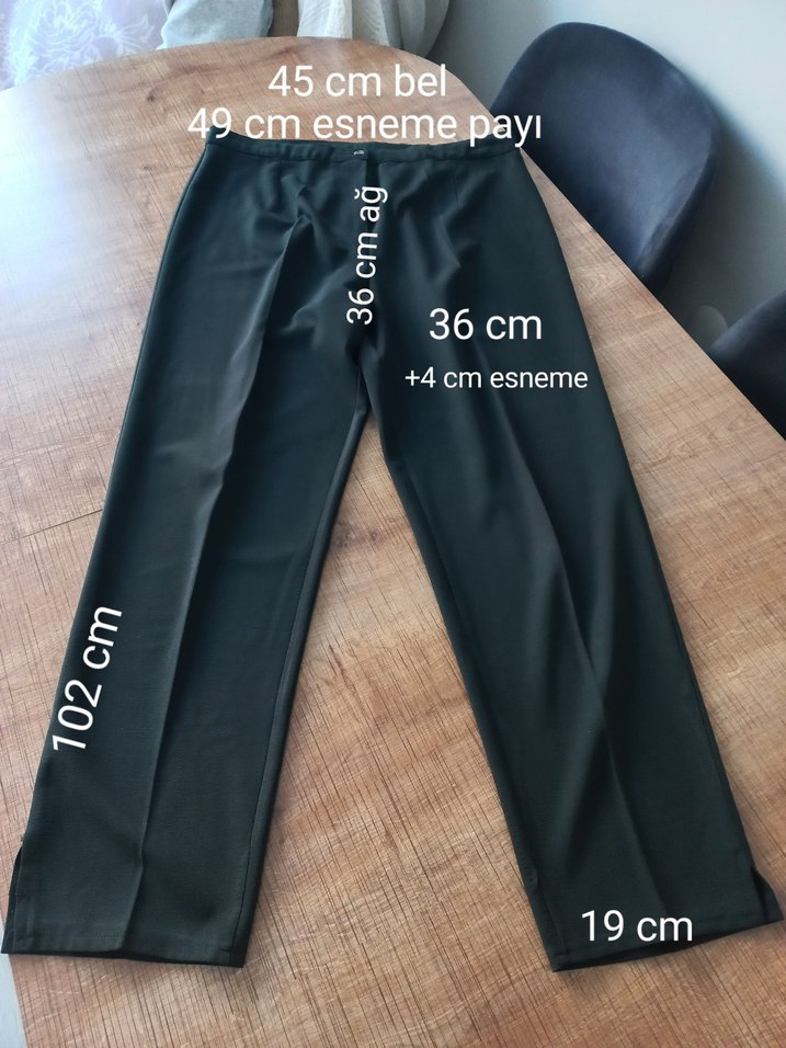 Kadın Siyah Normal Kesim Kumaş Pantolon - Görsel 4