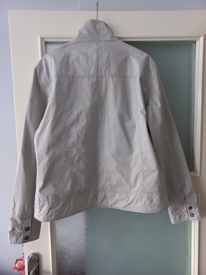 Gri Düğmeli Kadın Ceket - Görsel 2