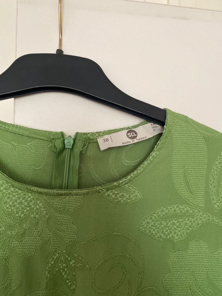 Seçil Yeşil Sıfır Yaka Uzun Elbise - Görsel 3