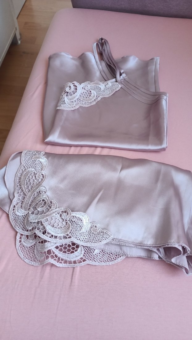 Bej Mini Dantel Detaylı şoetlu saten takim - Görsel 2