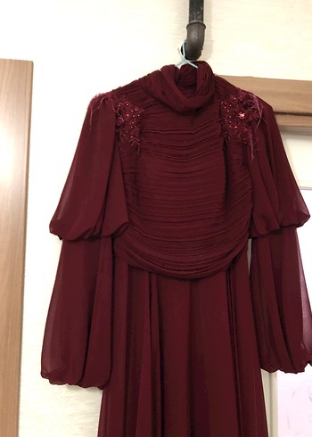38 Beden bordo Renk Bordo Drapeli Uzun Kollu Abiye Elbise