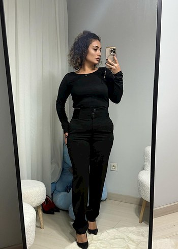 Siyah Düğmeli Kadın Kumaş Pantolon - Görsel 4