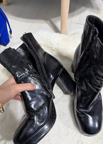 Siyah Deri Platform Topuklu Gotik Bot - Görsel 2