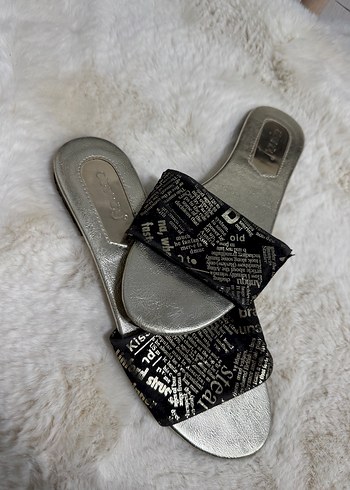 Gri Yılan Desenli Kürklü Kadın Dolgu Topuk Terlik - Görsel 3