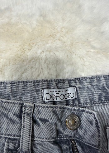 Gri Kadın Kot Pantolon Kürklü Detaylı - Görsel 2