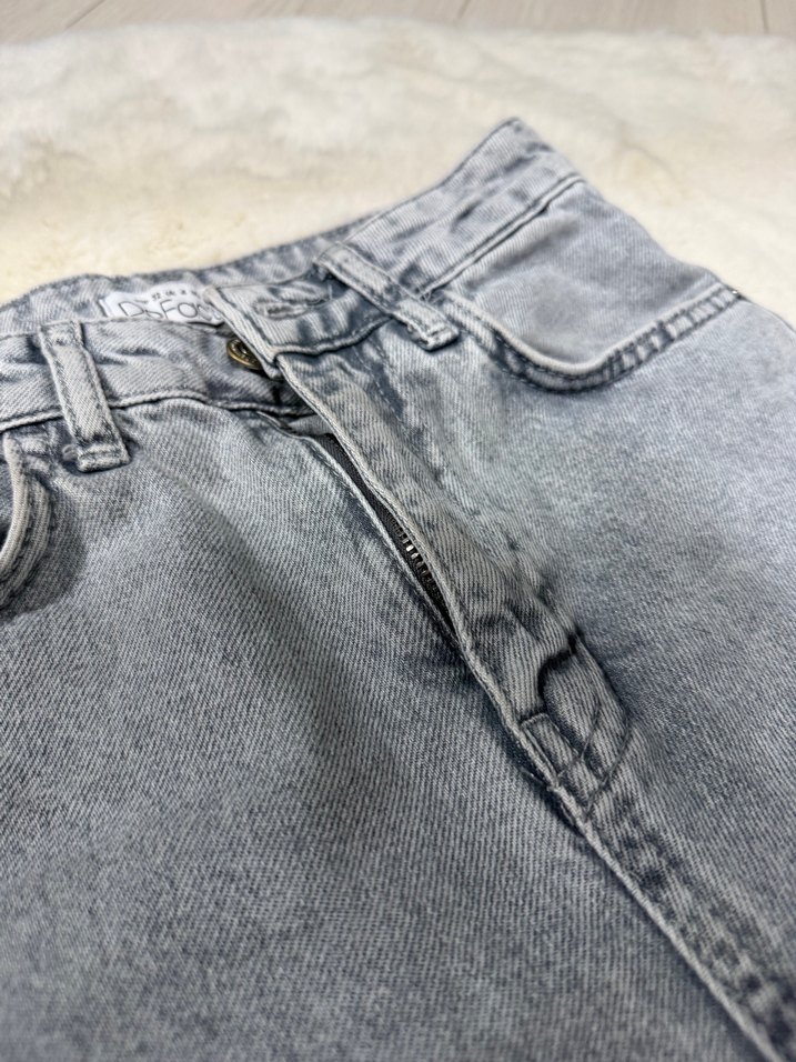 Gri Kadın Kot Pantolon Kürklü Detaylı - Görsel 4