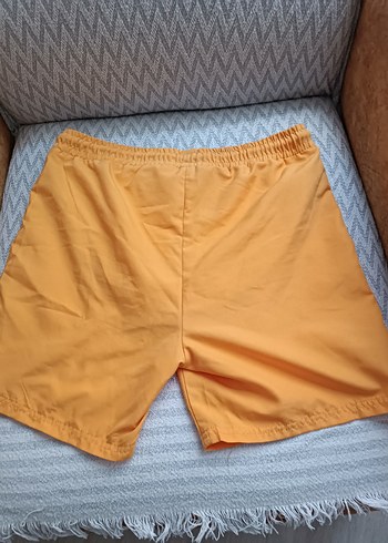 Erkek Parlak Sarı Mini Şort