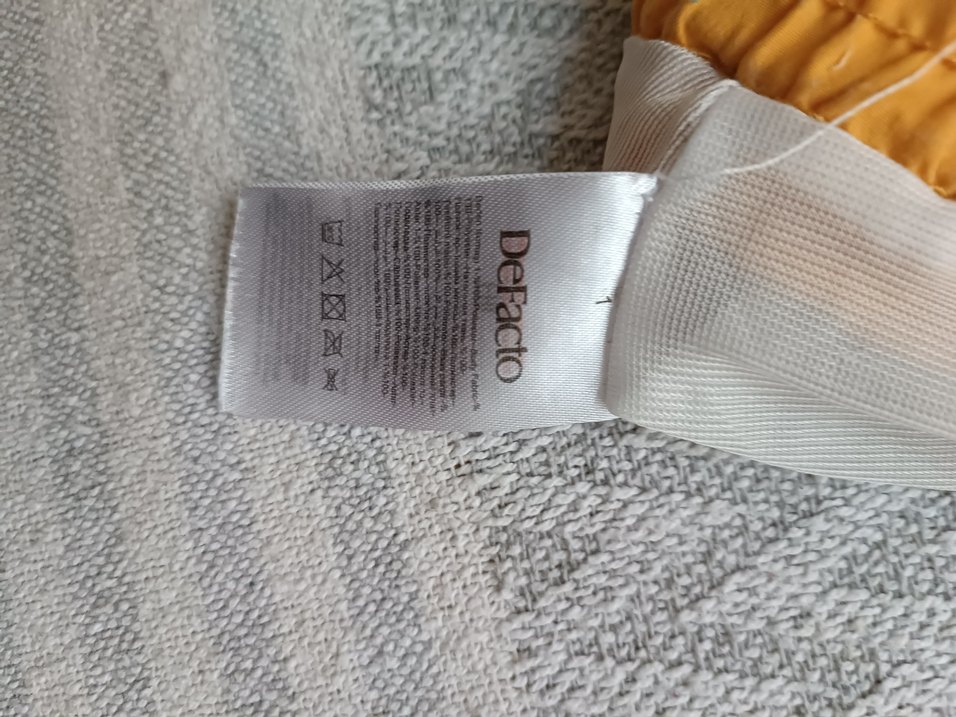 Erkek Parlak Sarı Mini Şort - Görsel 4