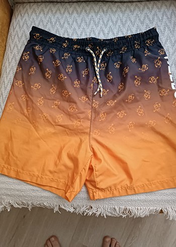  LC Waikikideniz shortu