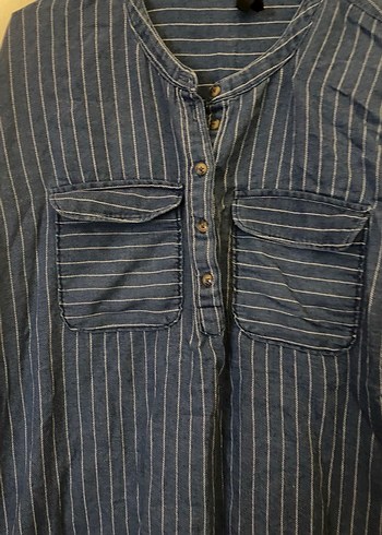 Düğmeli Çizgili Kot Gömlek - Görsel 3