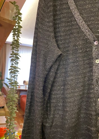 Gri Düğmeli Kadın Hırka - Görsel 5