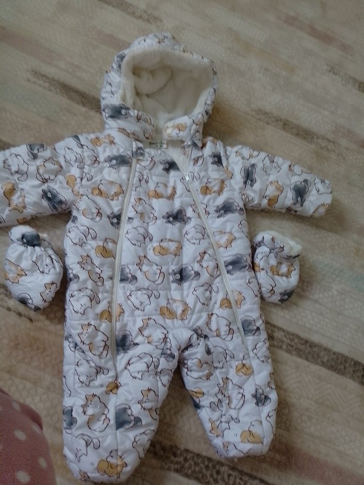 Kapüşonlu Beyaz Astronot  Tulumu - Görsel 2